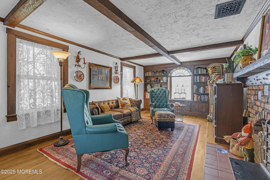 Photo of 33 Swartzel Drive