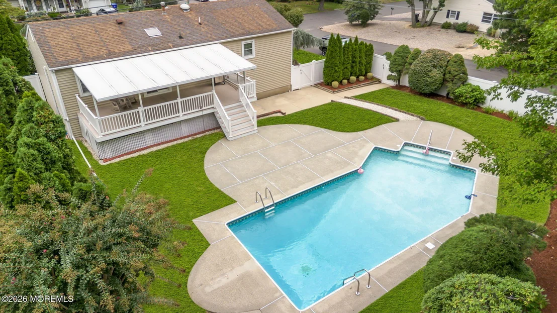 Photo of 205 Arizona Drive