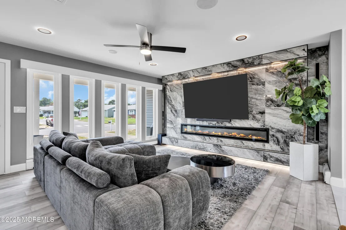 Photo of 16 Whitmore Drive