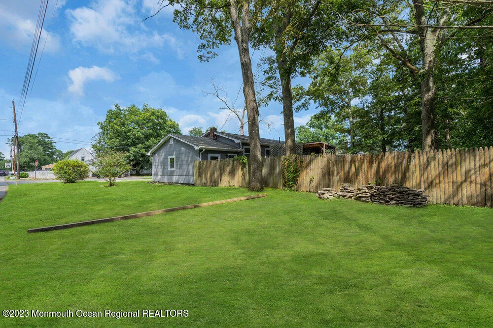 Photo of 1233 Clearview Street