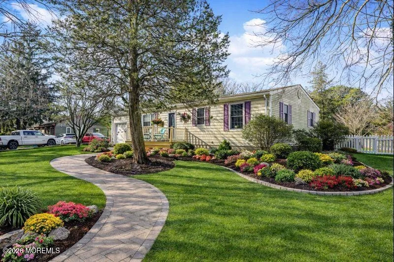 Photo of 66 Cedar Swamp Road