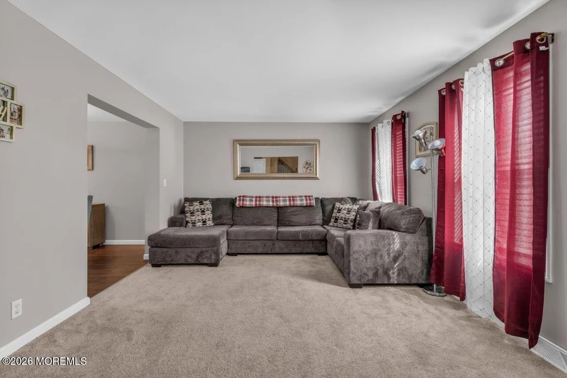 Photo of 146 Pardee Boulevard