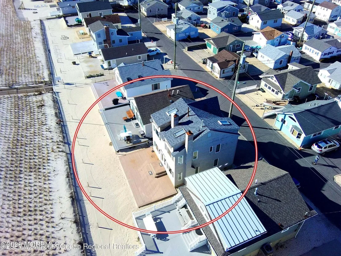 Photo of 3176 Ocean Road