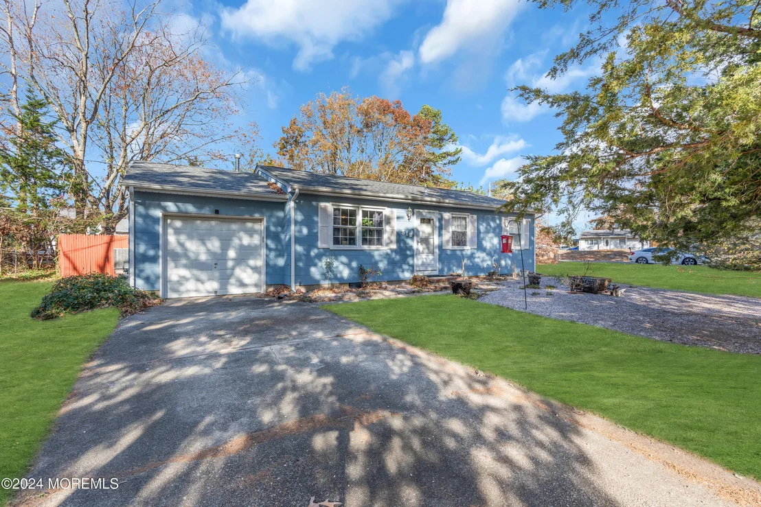 Photo of 512 N Shore Drive