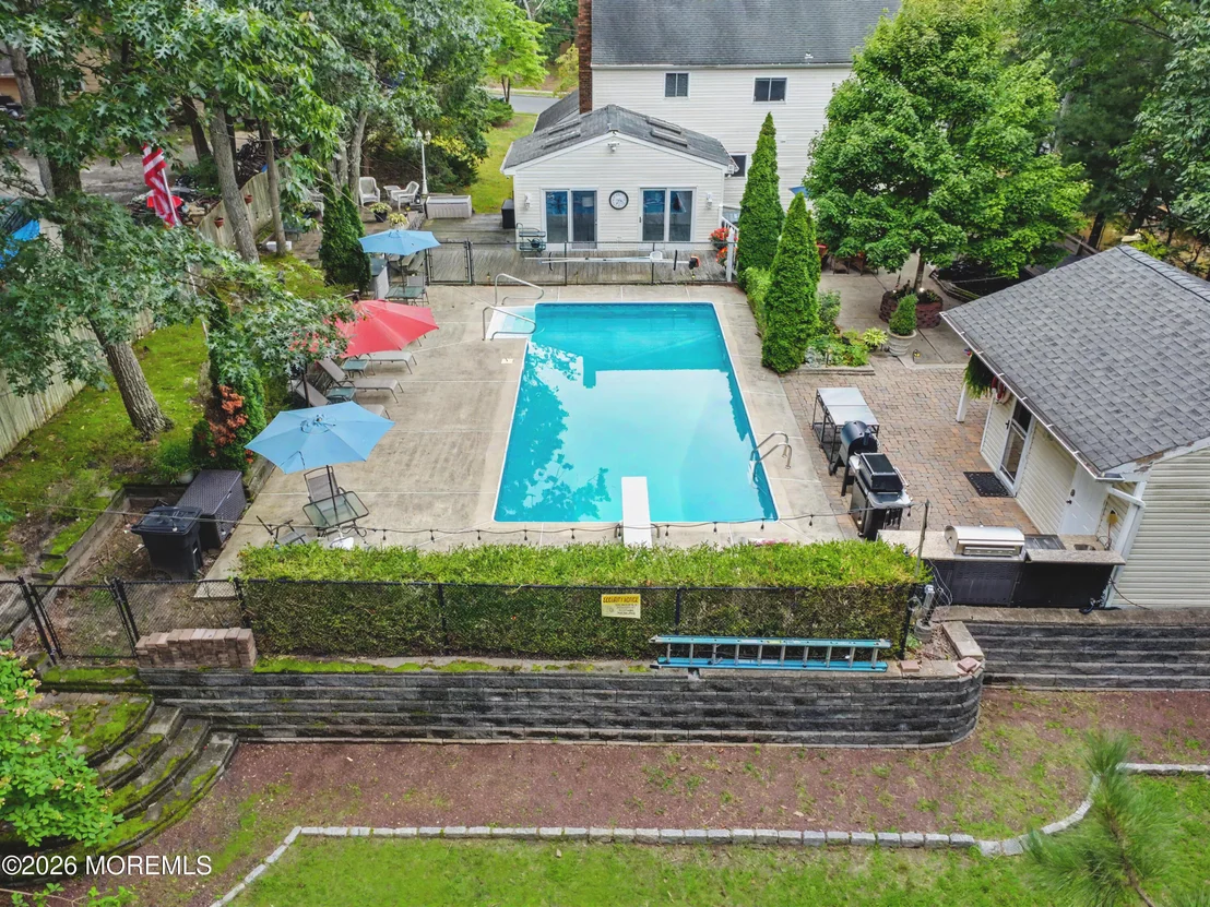 Photo of 51 Claridge Drive