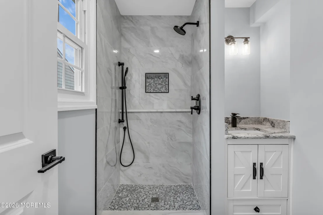 Photo of 134 Pulaski Boulevard