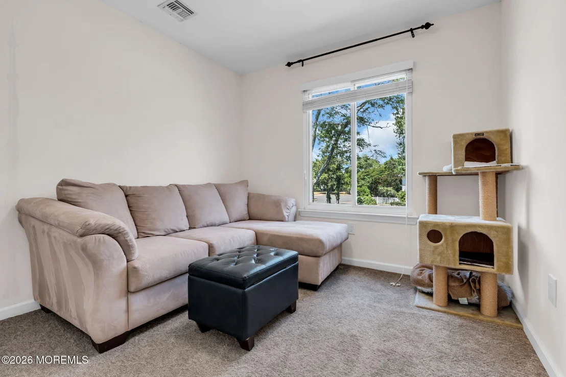 Photo of 1083 Cavan Drive