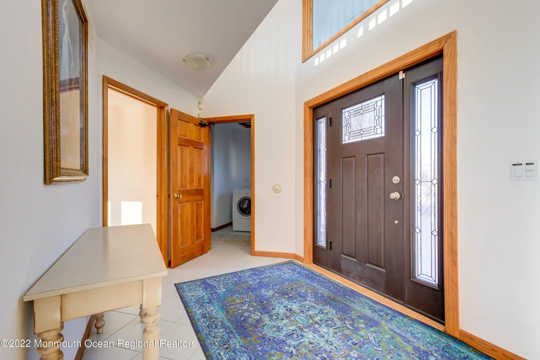 Photo of 1009 Plimsoll Pt