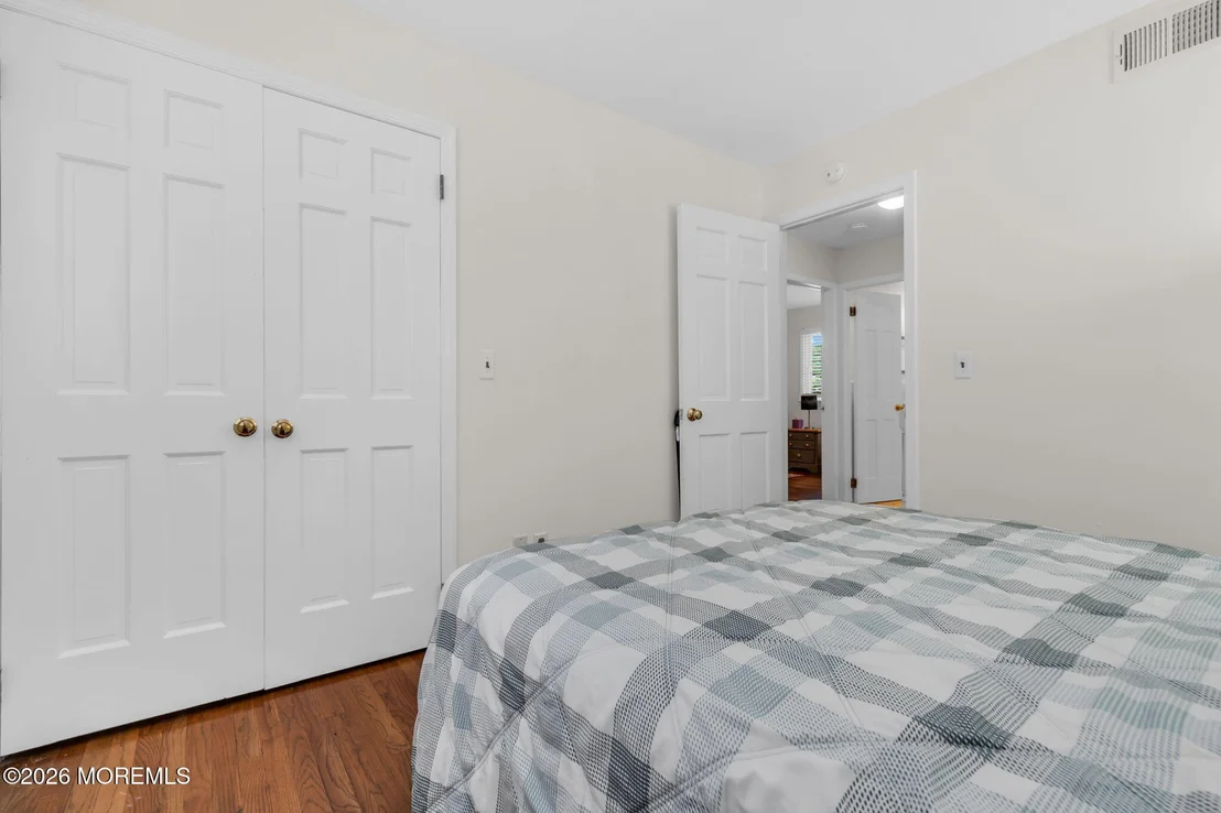 Photo of 2 Lakeland Drive