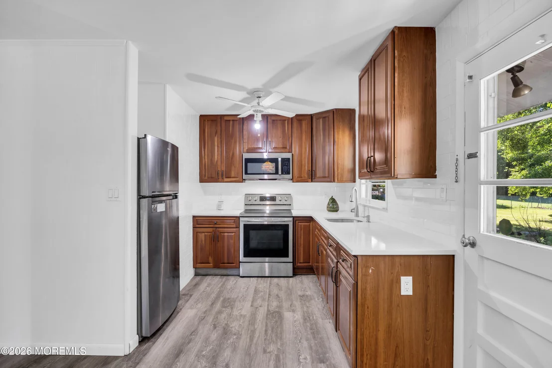 Photo of 416 Oak Tree Road