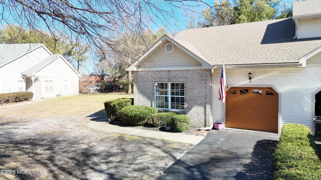 Photo of 56 Riva Boulevard