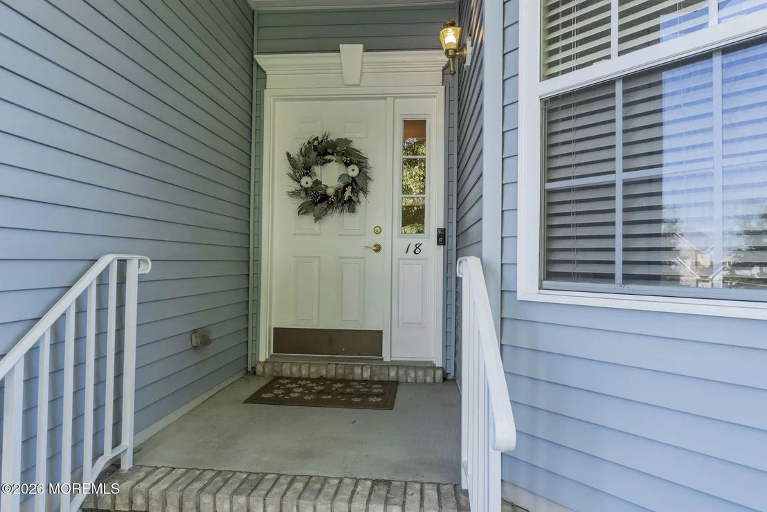 Photo of 18 Inkberry Lane