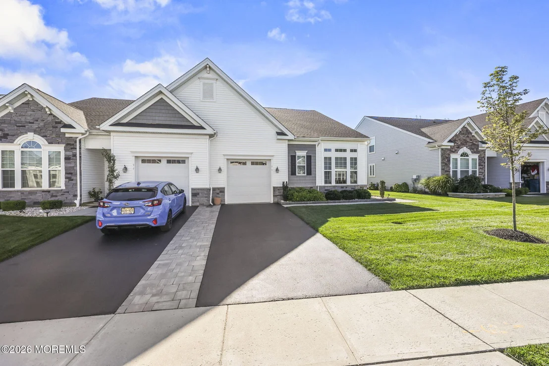 Photo of 96 Starlight Drive