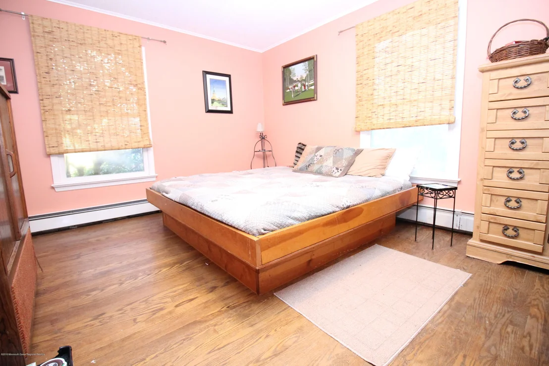 Photo of 33 Deepdale Drive
