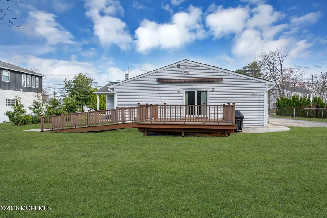 Photo of 20 Sylvan Boulevard