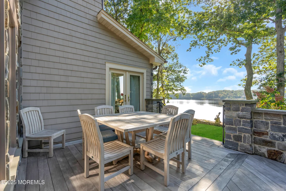 Photo of 2403 Riverside Terrace