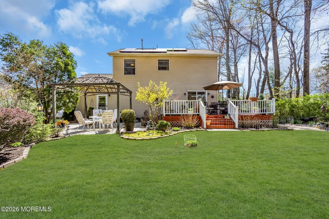 Photo of 90 Bear Brook Road