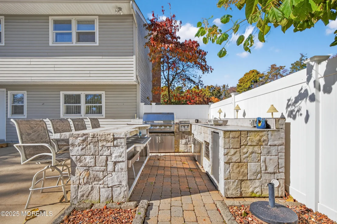 Photo of 35 Heather Road