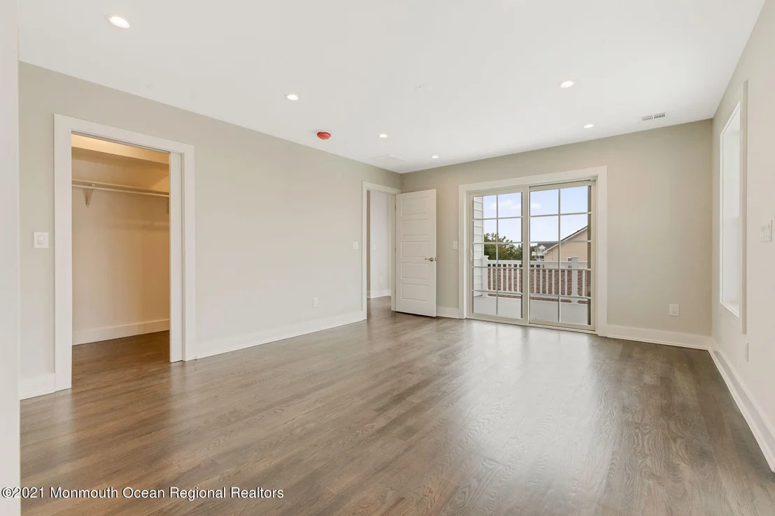Photo of 114 Shore Drive
