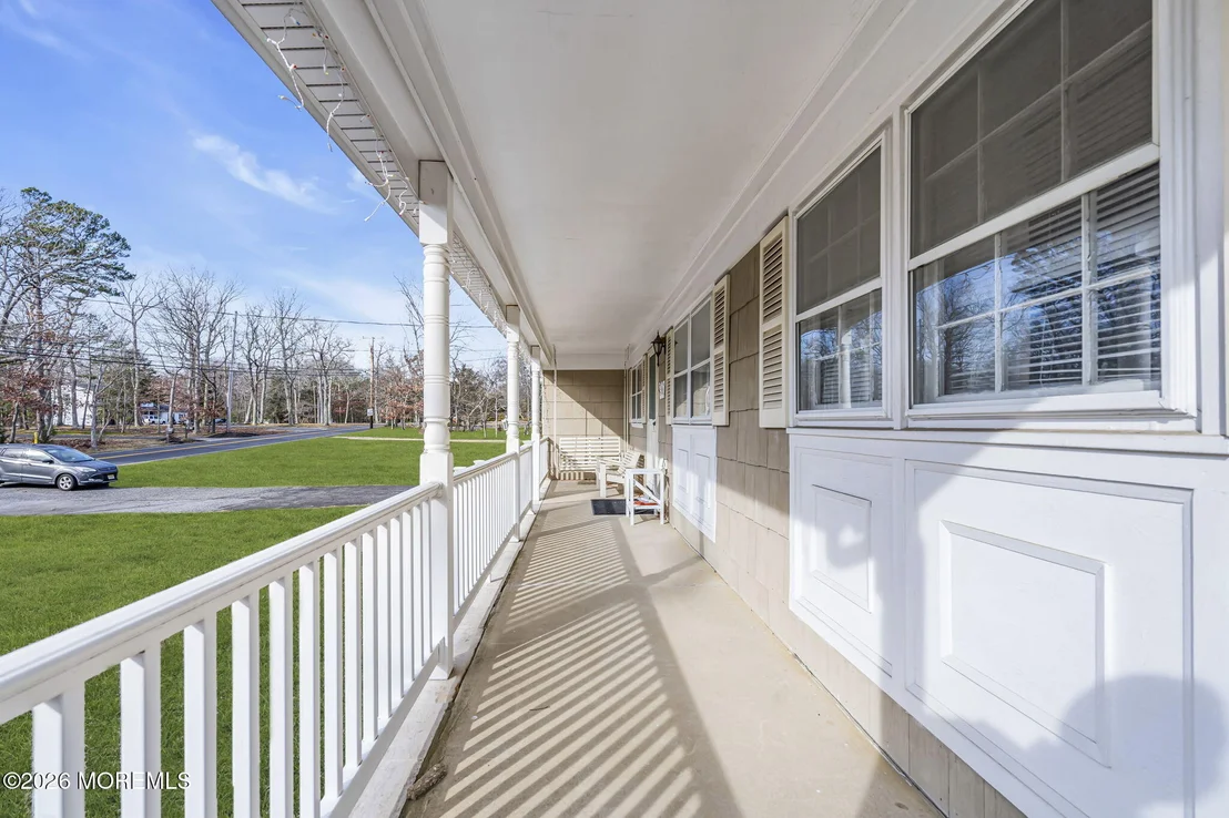 Photo of 307 Clearstream Road