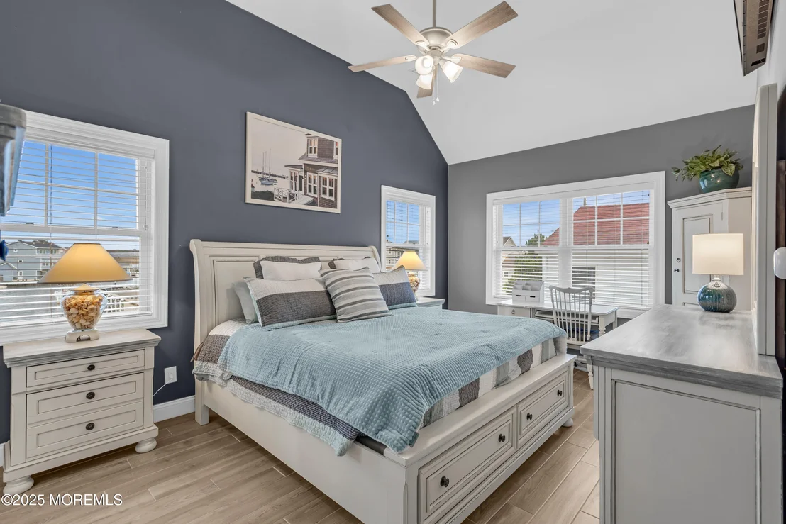 Photo of 1131 Beach Boulevard