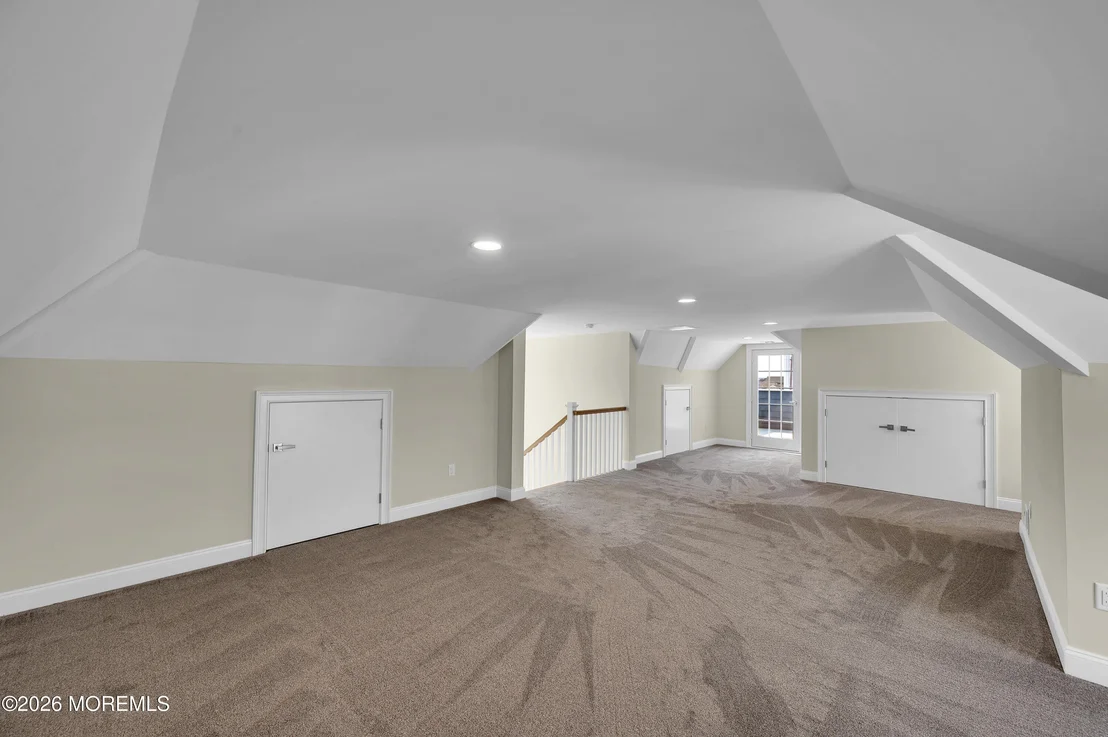 Photo of 105 Fifth Avenue