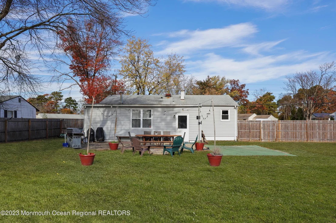 Photo of 214 Orangewood Drive