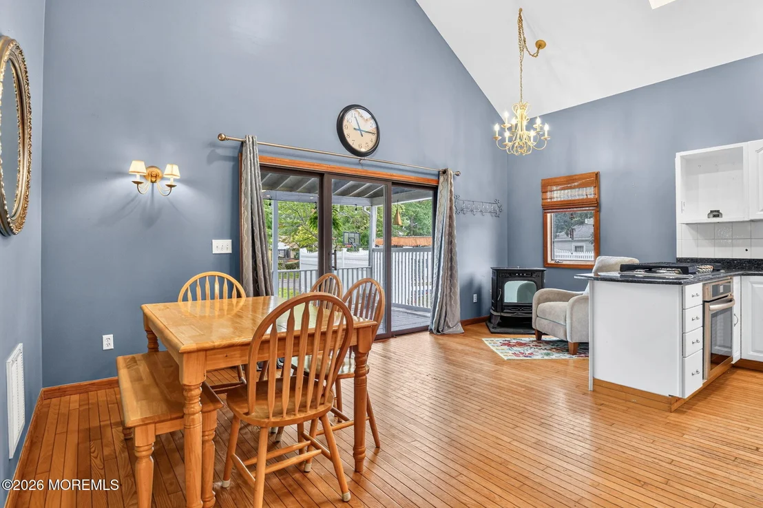 Photo of 210 Robbins Road