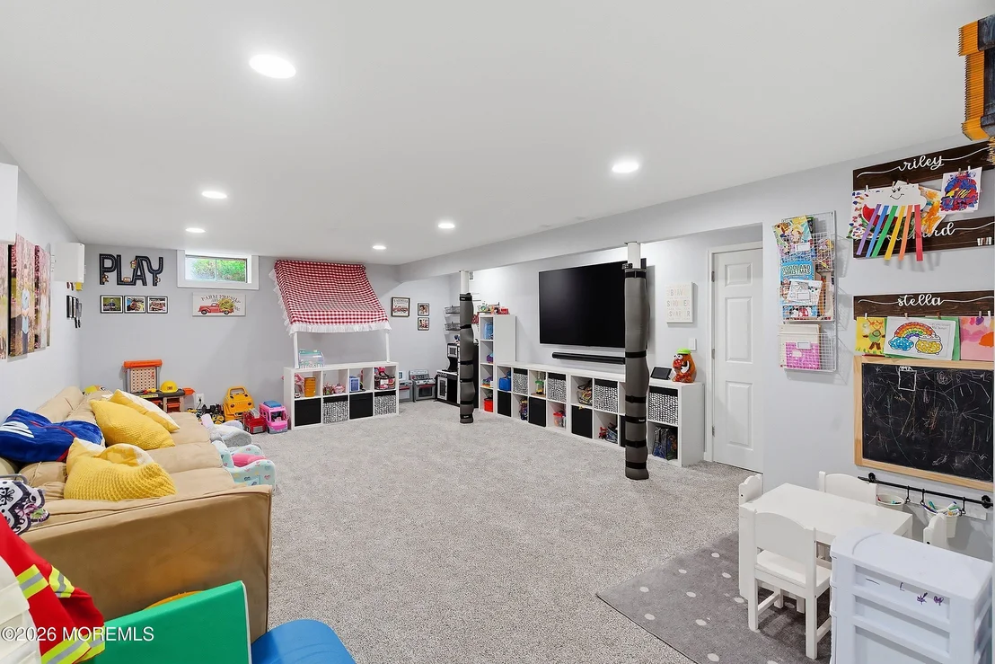 Photo of 8 Arboretum Drive