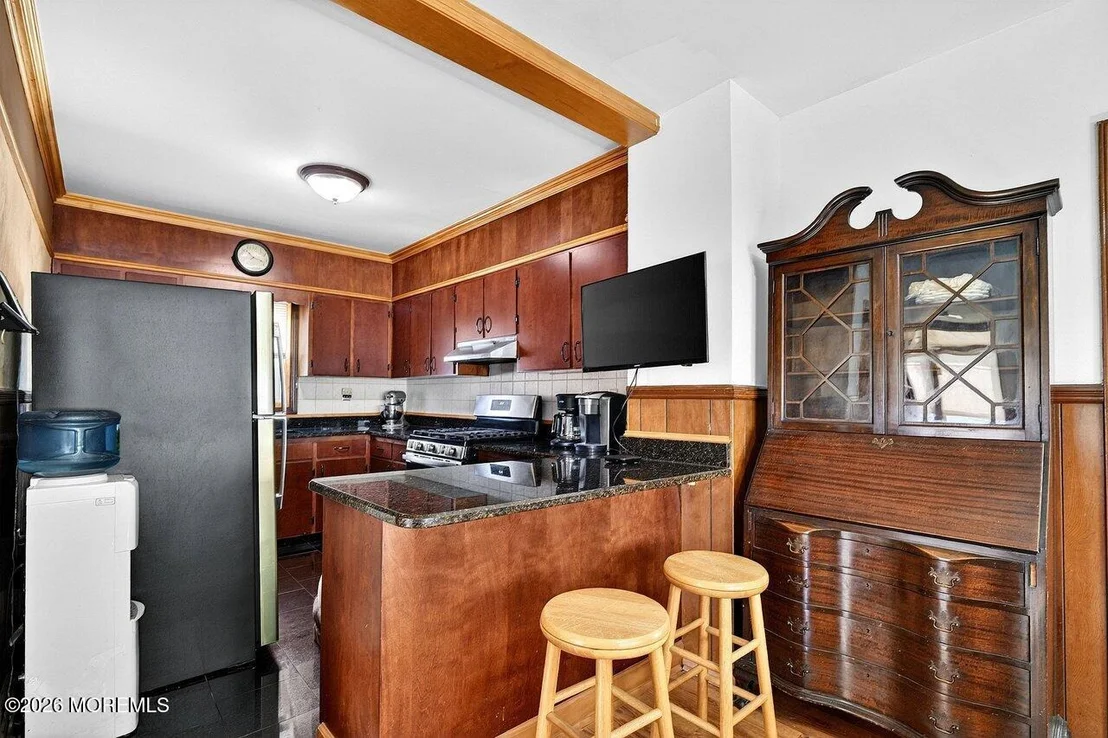 Photo of 30 Pershing Avenue