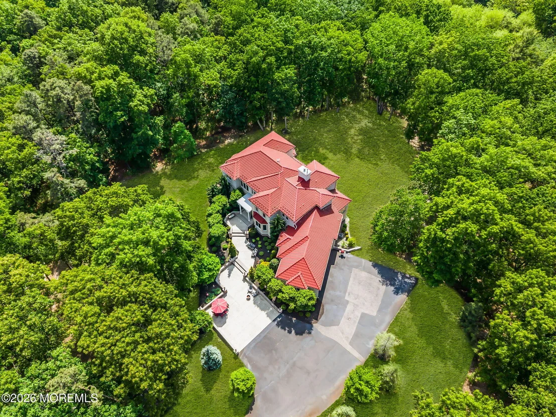 Photo of 347 Millstone Road