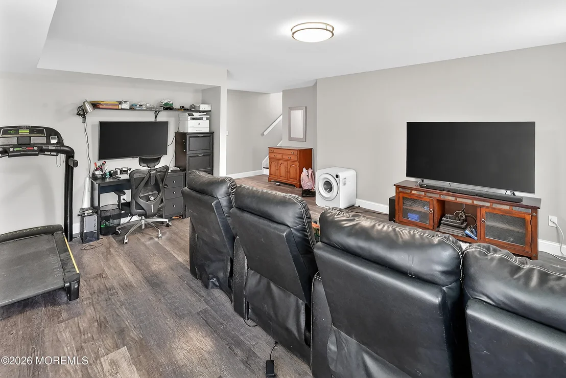 Photo of 1 Walnut Drive
