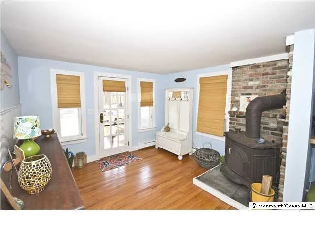 Photo of 143 Abbott Avenue