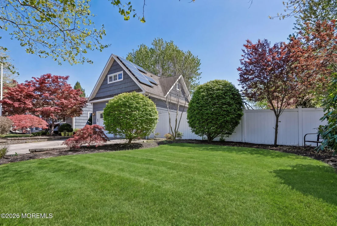 Photo of 1700 Maxwell Drive