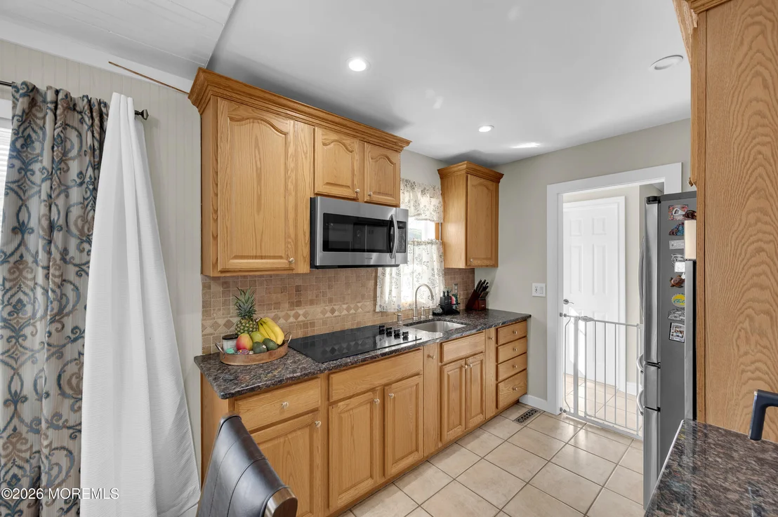 Photo of 609 Adamston Road
