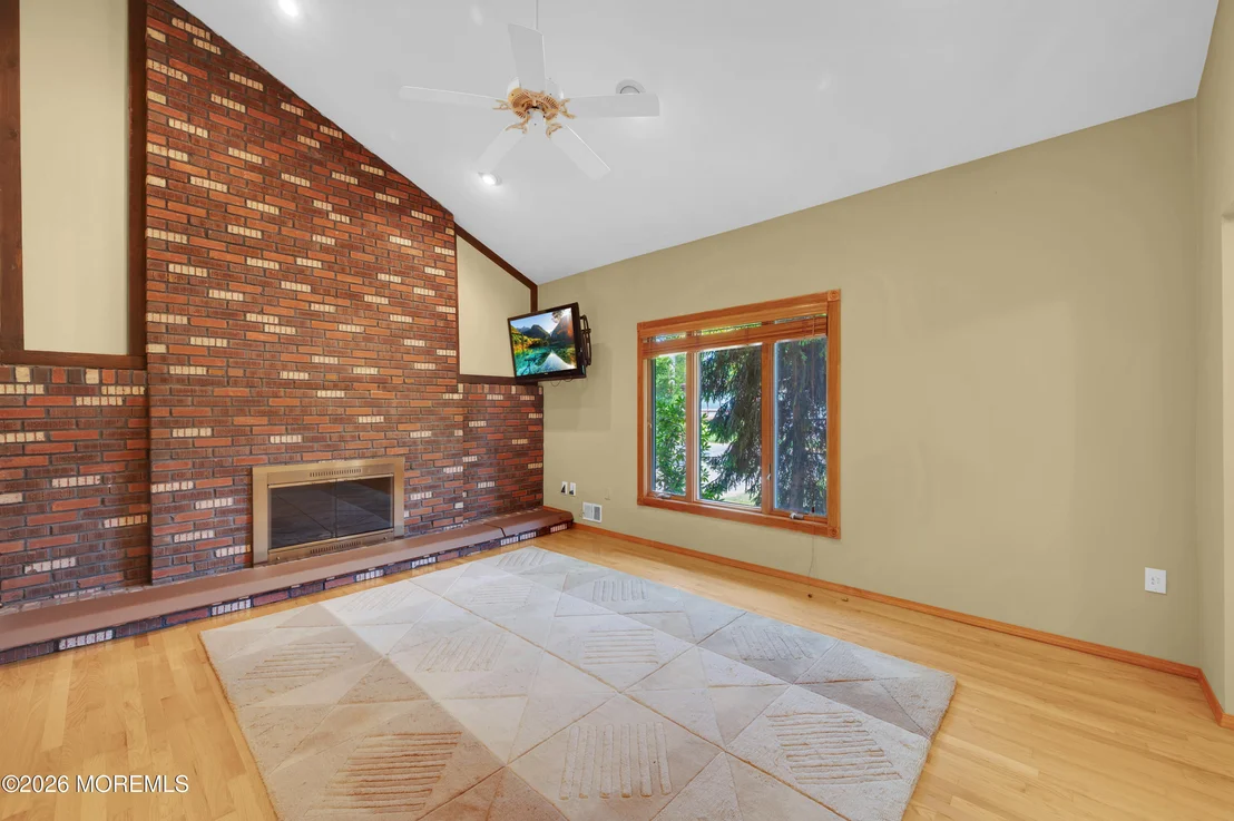 Photo of 718 Auth Avenue