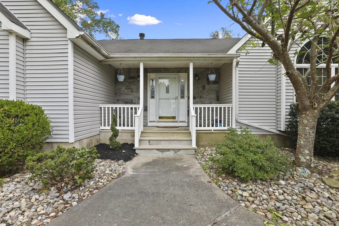 Photo of 69 Johnson Lane