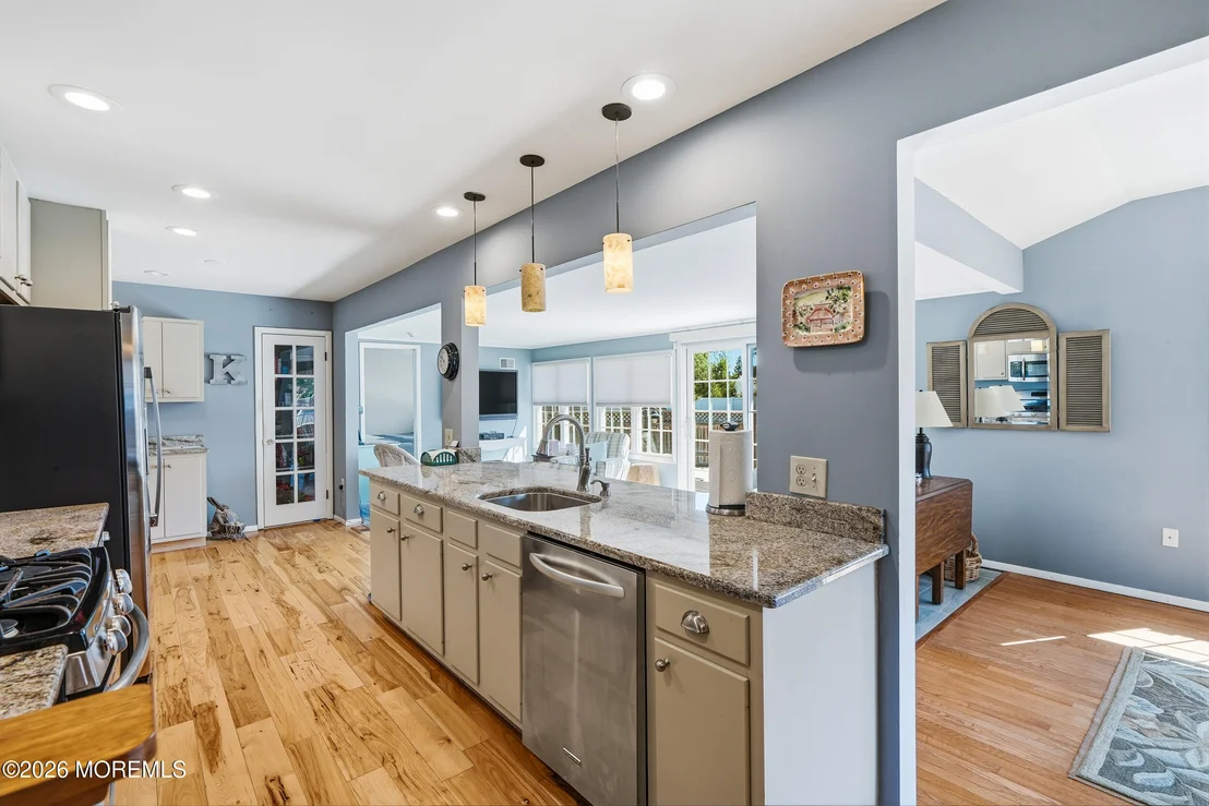 Photo of 481 Admiral Road
