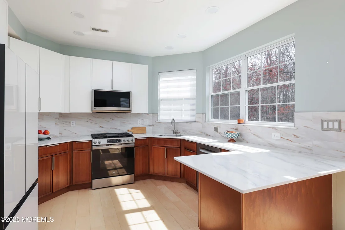 Photo of 53 Kirschman Drive