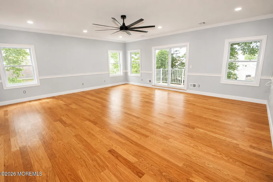 Photo of 427 Central Avenue