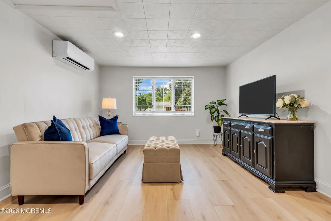 Photo of 40 Icemeadow Lane