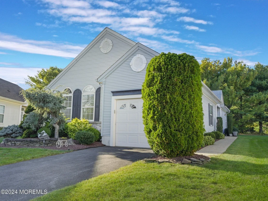 Photo of 13 Gabriella Circle