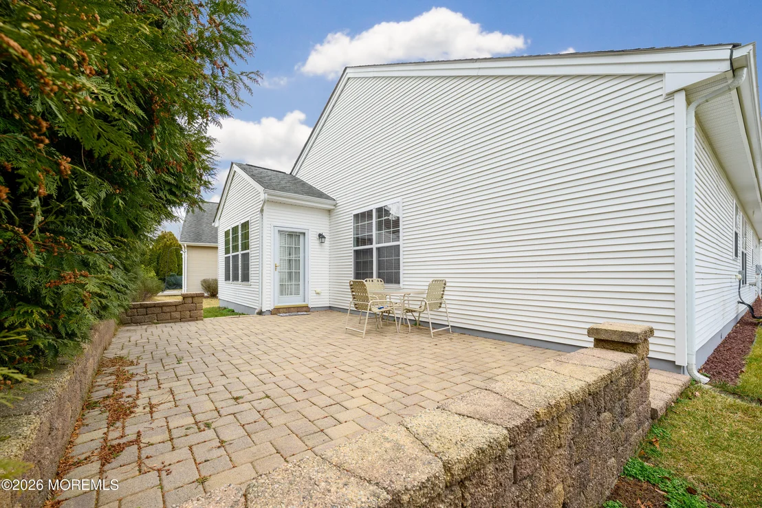 Photo of 98 Stamford Drive
