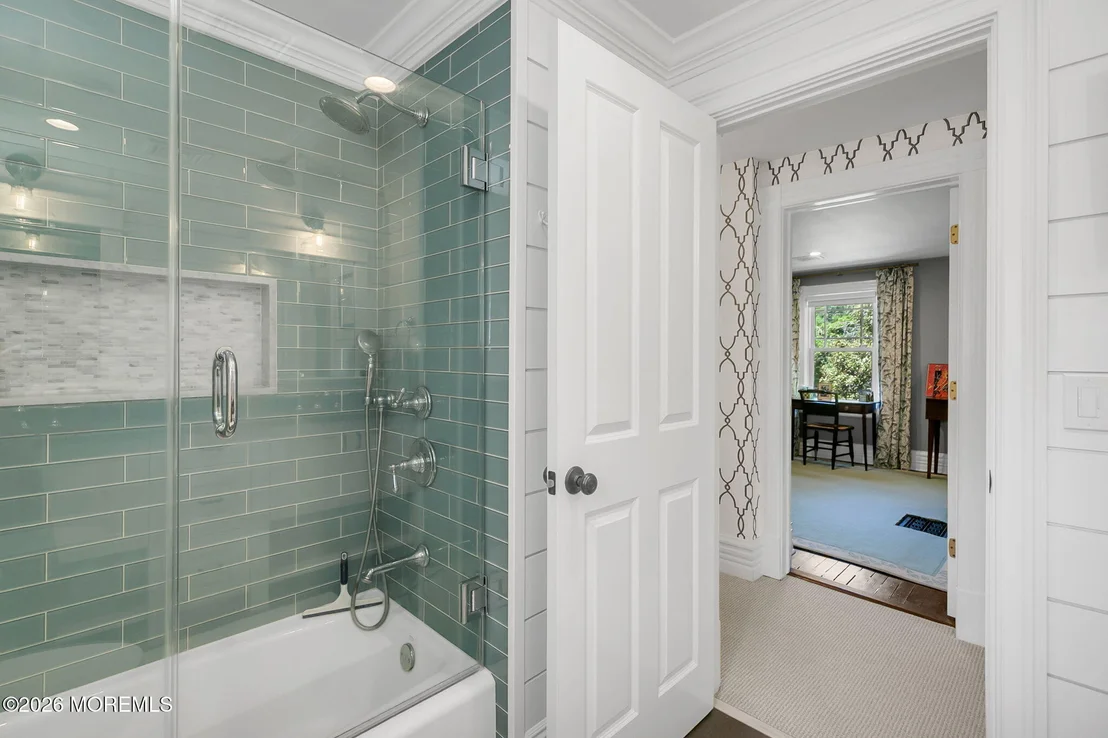 Photo of 534 Locust Point Road