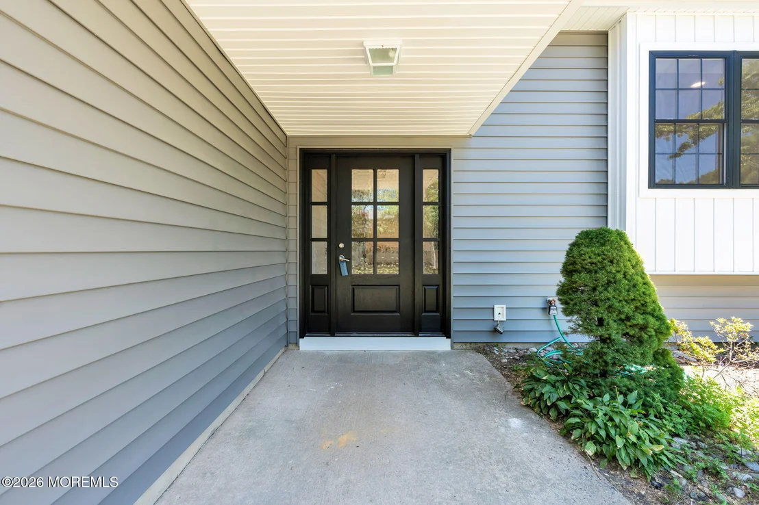 Photo of 14 Timberline Drive