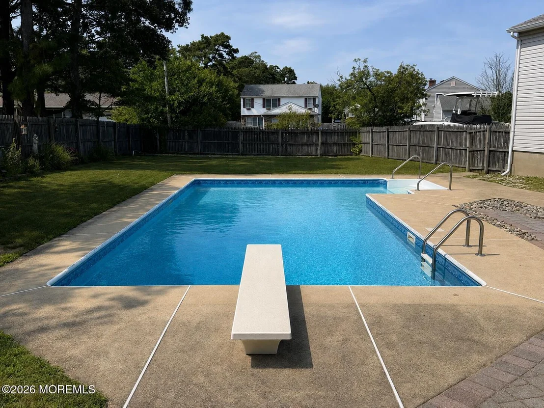 Photo of 420 Crestview Terrace