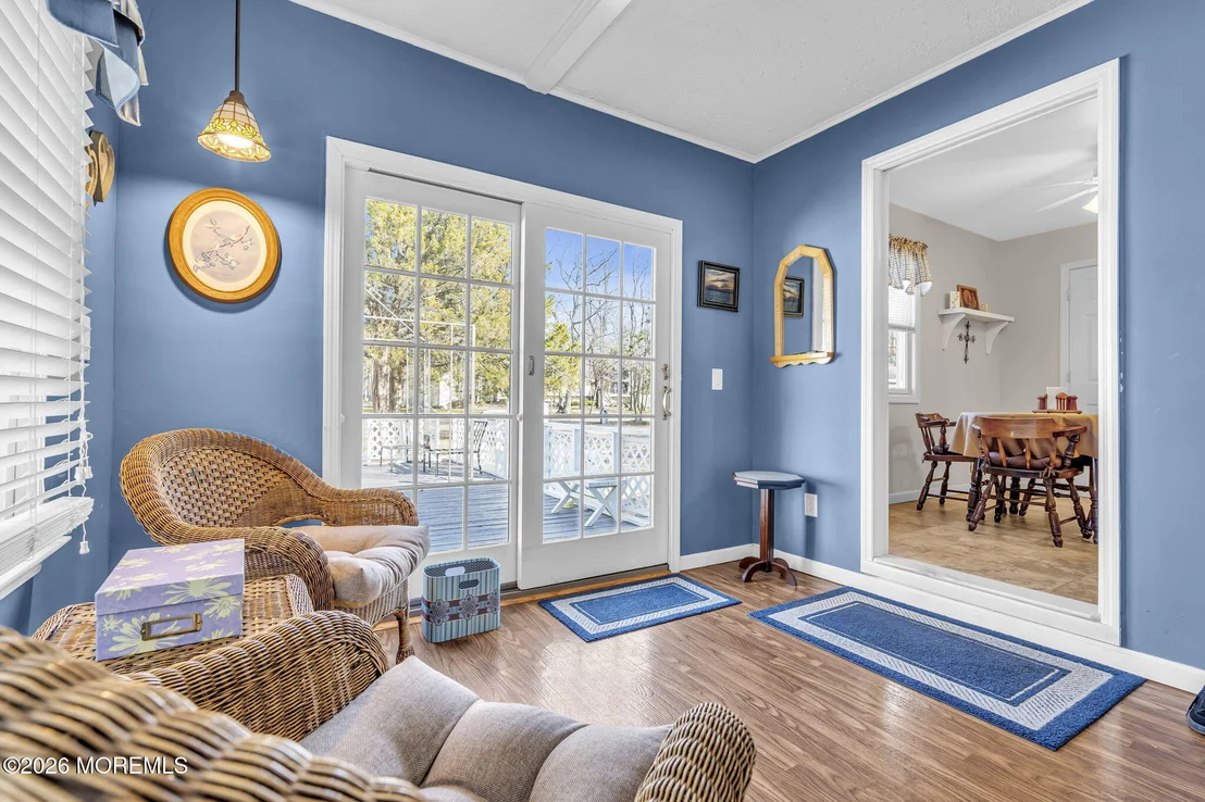 Photo of 307 Clearstream Road