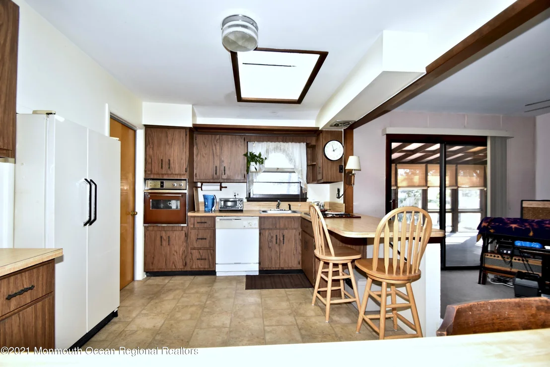 Photo of 231 Lower Lake Drive