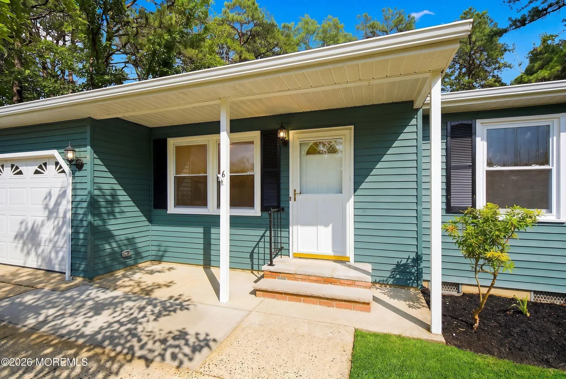 Photo of 6 Orchard Drive