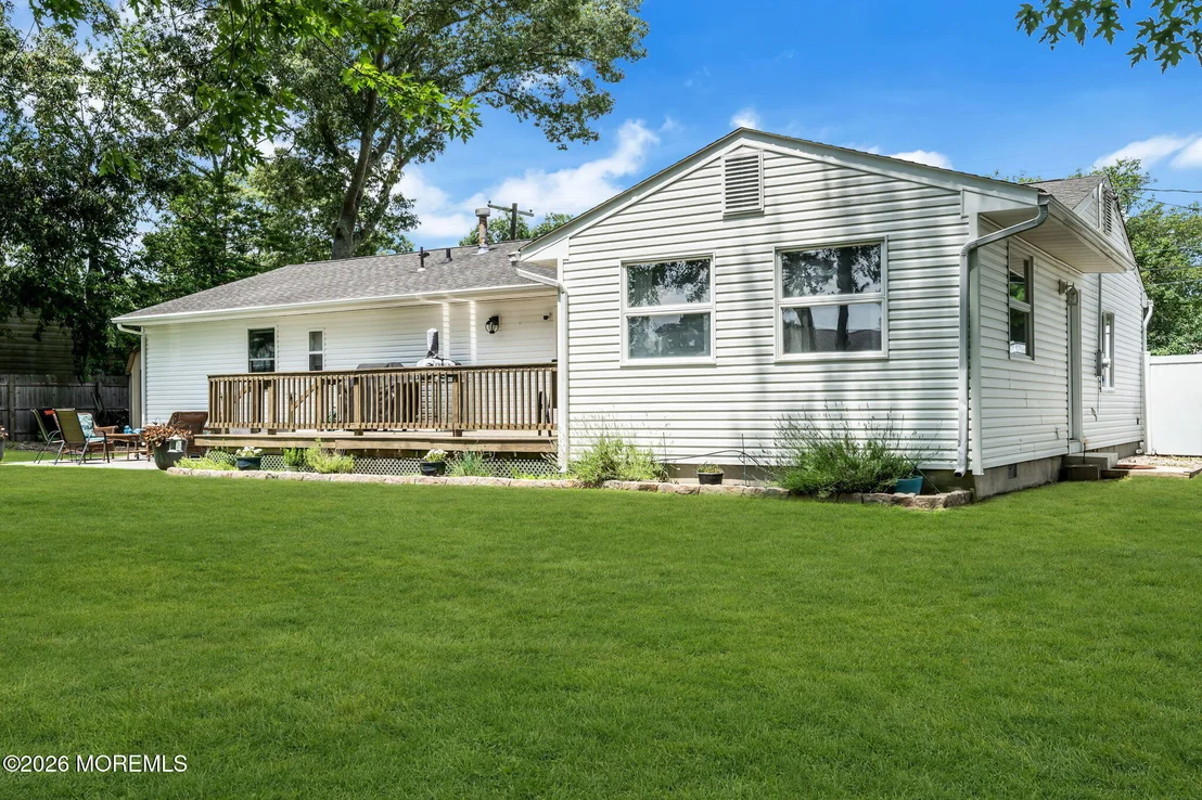 Photo of 417 Chestnut Drive